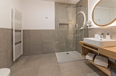 Hotel Garni Sonngart 3 Sterne Andrian, Bozen & Umgebung, Südtirol, Bikehotel - Rennrad Hotel Garni Sonngart 3 Sterne Andrian, Bozen & Umgebung, Südtirol, Bikehotel - Rennrad