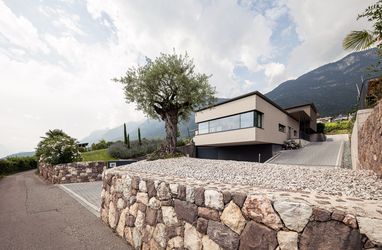 Villa Pernstich 3 Sonnen Kaltern, Südtirols Süden - Kalterer See, Südtirol, Charming Places  Villa Pernstich 3 Sonnen Kaltern, Südtirols Süden - Kalterer See, Südtirol, Charming Places